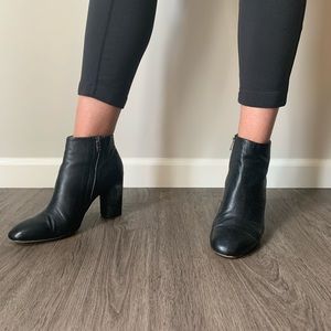 Mollini Black Leather Booties